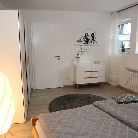 Neue Und Moderne Ferienwohnung Muelheim an der Ruhr Exterior photo